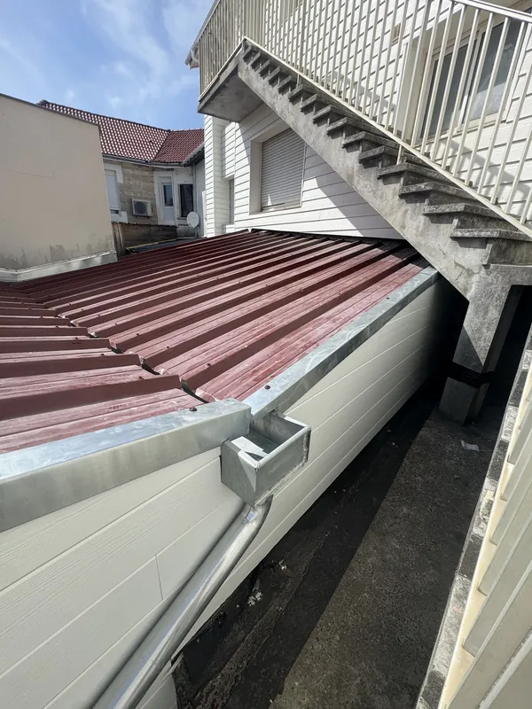 Bardage métallique et tôle bac acier, habillage aluminium et gouttière zinc par TBZ — réalisation TBZ, Landes (40)